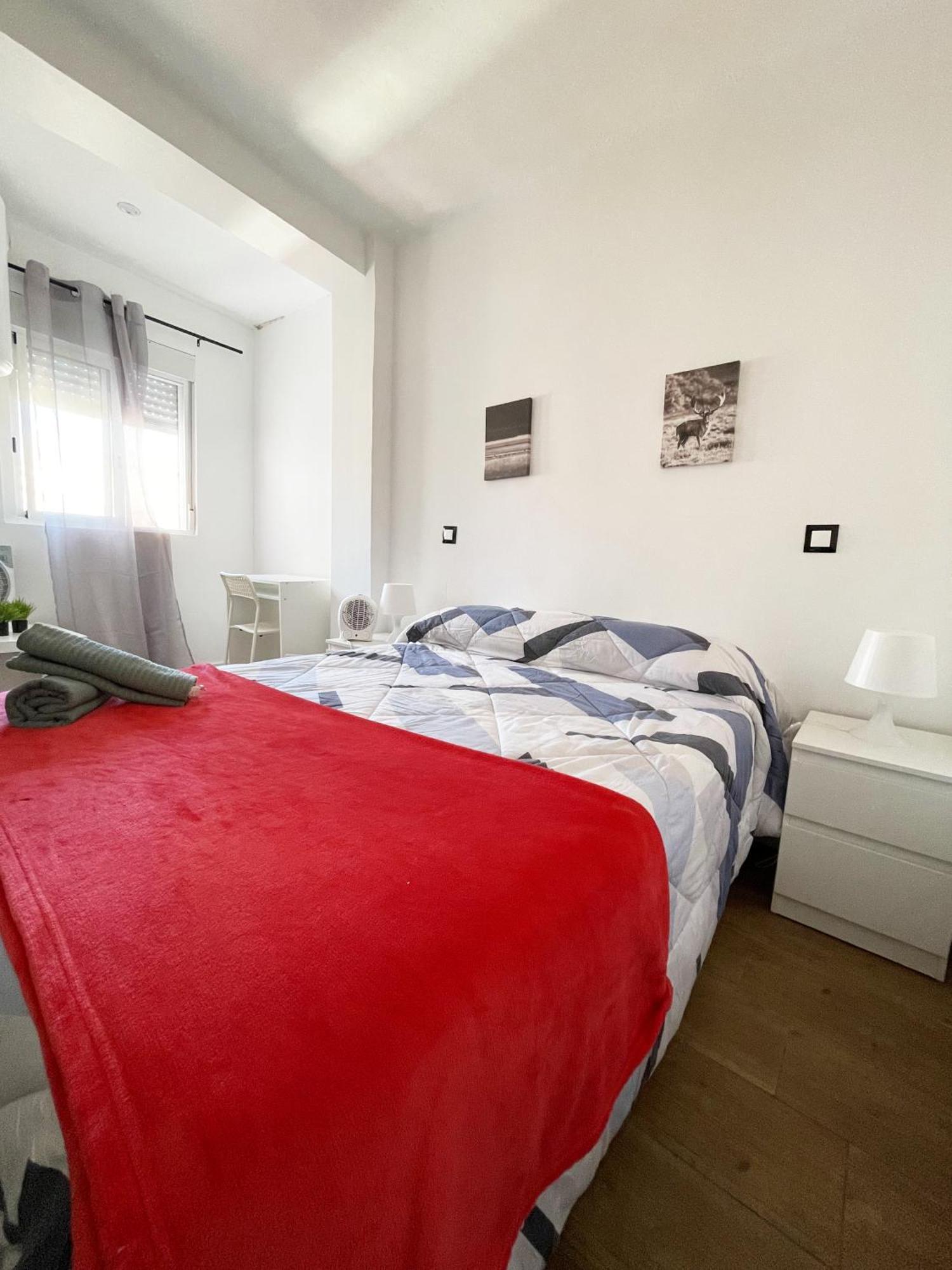 Chill Madrid Apartament Екстериор снимка